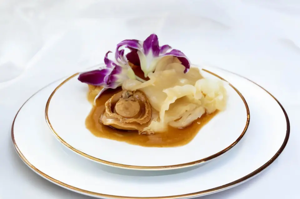 香港九龍維景酒店｜棕櫚閣西餐廳｜鮑魚、花膠、燕窩、美國肉眼牛排自助晚餐｜酒店自助餐優惠