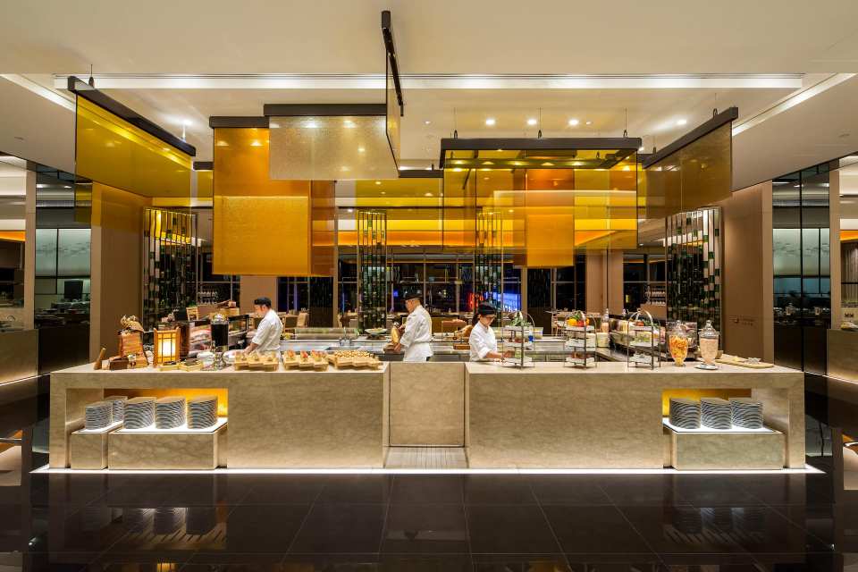 灣仔會展中心 - 薈景｜海景自助午餐、半自助午餐、自助早午餐、自助晚餐 + 無限暢飲｜酒店自助餐優惠