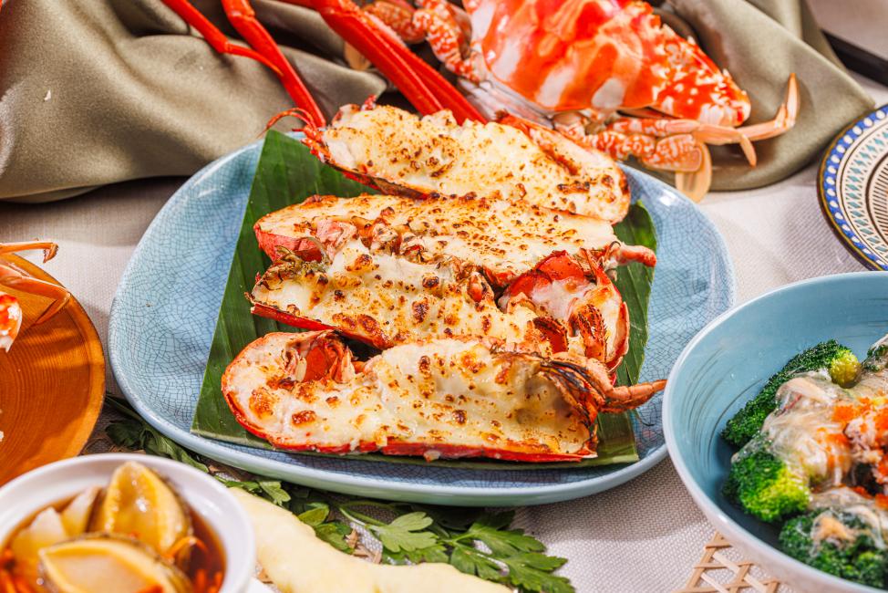 悦品酒店‧荃灣 ｜The Platter 閃悅聖誕自助餐、自助晚餐、閒日半自助餐、週末自助午餐｜酒店自助餐優惠