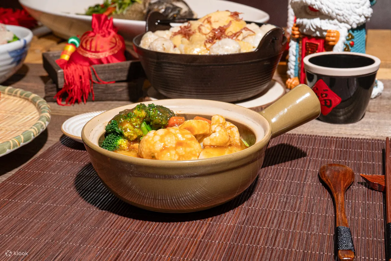 香港西環萬怡酒店自助餐｜MoMo Cafe｜自助午餐、自助晚餐｜刺身、冰鎮海鮮、各款美食、Movenpick 雪糕