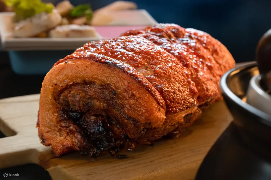 香港西環萬怡酒店自助餐｜MoMo Cafe｜自助午餐、自助晚餐｜刺身、冰鎮海鮮、各款美食、Movenpick 雪糕