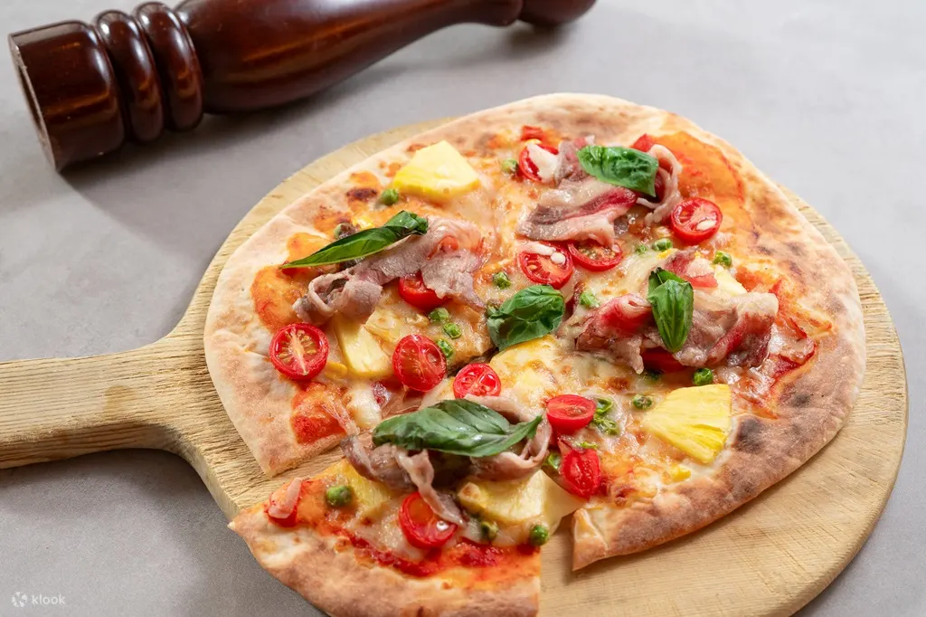 香港西環萬怡酒店自助餐｜MoMo Cafe｜自助午餐、自助晚餐｜刺身、冰鎮海鮮、各款美食、Movenpick 雪糕